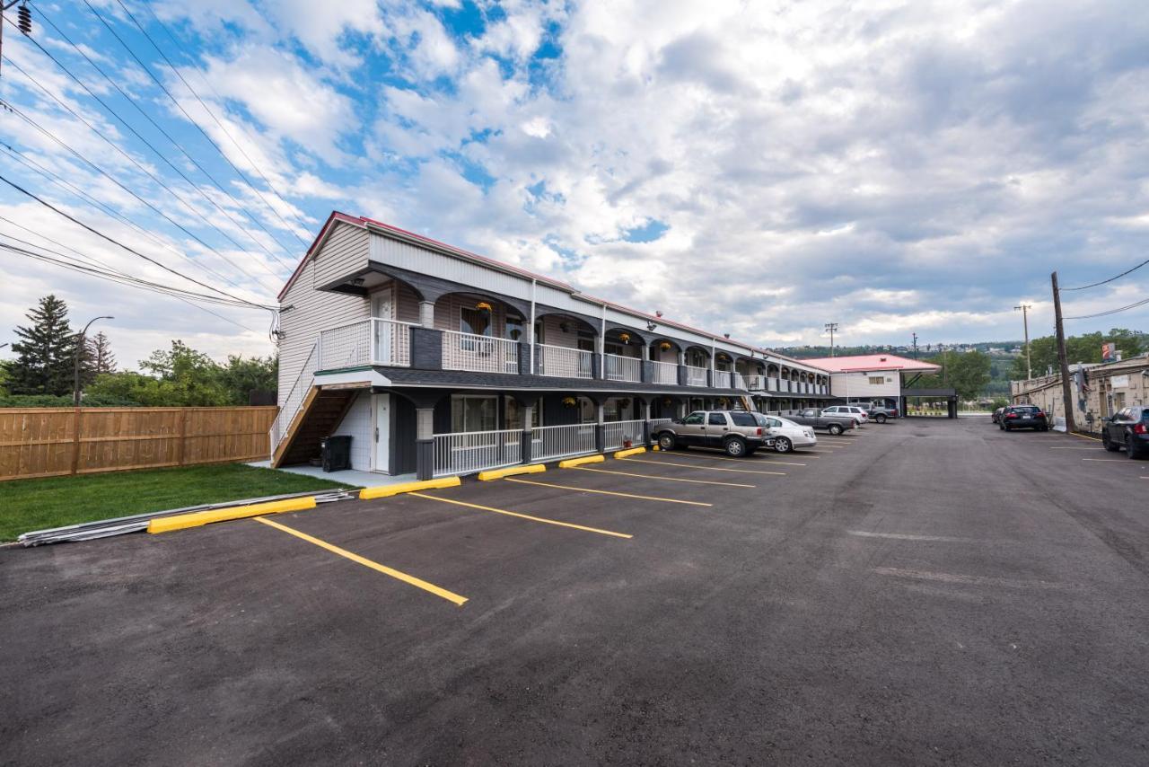 Olympia Lodge Калгари Экстерьер фото